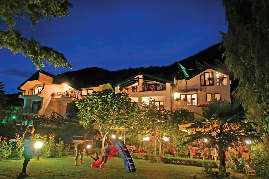Villa Klia Lagadin Exterior photo
